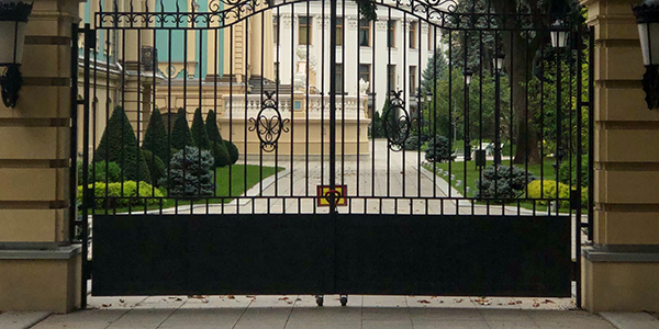 Aluminium Gate