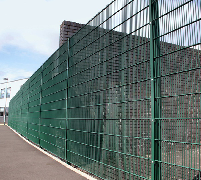 Double_Horizontal_Wire_Fence